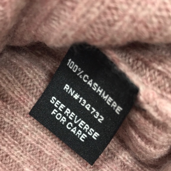 Knyt & Lynk Colorblock Dolman Cashmere Sweater - Picture 4 of 7